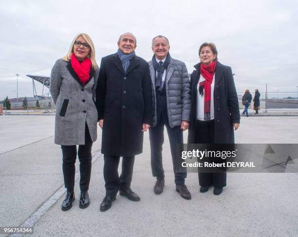 Voyage inaugural du prolongement de la ligne de tramway au Parc Olympique Lyonnais et à l?inauguration de l'esplanade Nord en présence de Gérard...