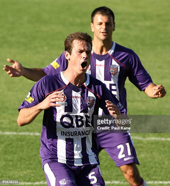 Jamie Harnwell and Mile Sterjovski of the Glory react to a missed shot on goal during the round 22 A-League match between Perth Glory and Sydney FC...
