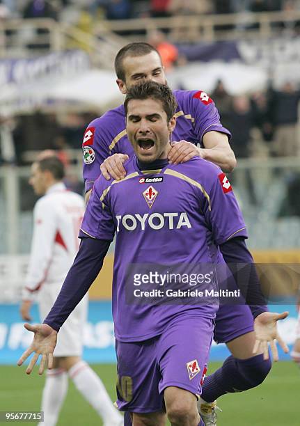 Adrian Mutu of ACF Fiorentina celebrates after scoring the 1:1 equalising goal during the Serie A match between Fiorentina and Bari at Stadio Artemio...