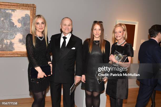 Michal Grayevsky, Ray Kelly, Guest and Linda Lindenbaum attend Alzheimer's Drug Discovery Foundation 12th Annual Connoisseur's Dinner at Sotheby's on...