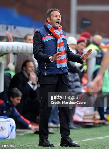 Head coach Sinisa Mihajlovic of Catania Calcio gestures to calm down his players during the Serie A match between Genoa CFC and Catania Calcio at...