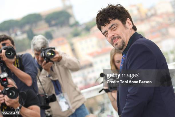 Benicio Del Toro attends the Jury Un Certain Regard photocall during the 71st annual Cannes Film Festival at Palais des Festivals on May 9, 2018 in...