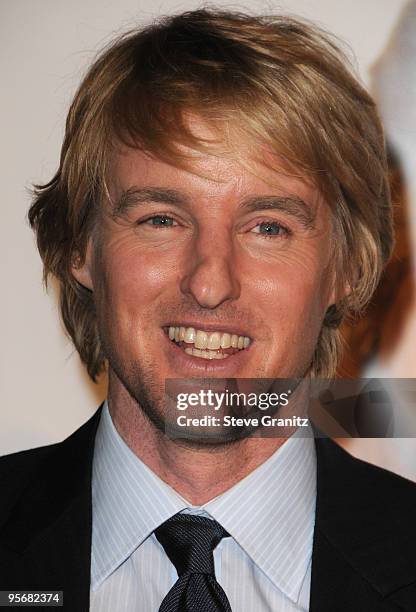 Owen Wilson arrives at the Los Angeles premiere of "Marley & Me" on December 11, 2008 in Los Angeles, California.