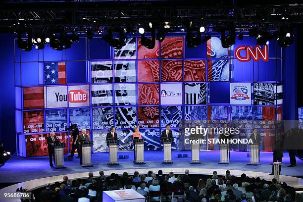 Democratic presidential candiadtes stand at their respective podiums during the CNN/YouTube Democratic Presidential Candidates Debate 23 July 2007 at...