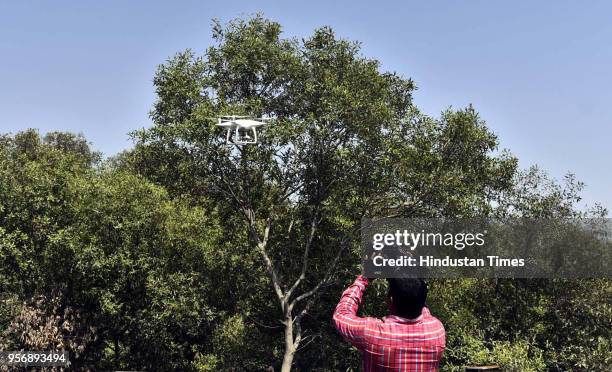 Mumbai Crime Branch conducts search operation with drone to locate the body of Kirti Vyas at Wadala Khadi, on May 9, 2018 in Mumbai, India. Two days...