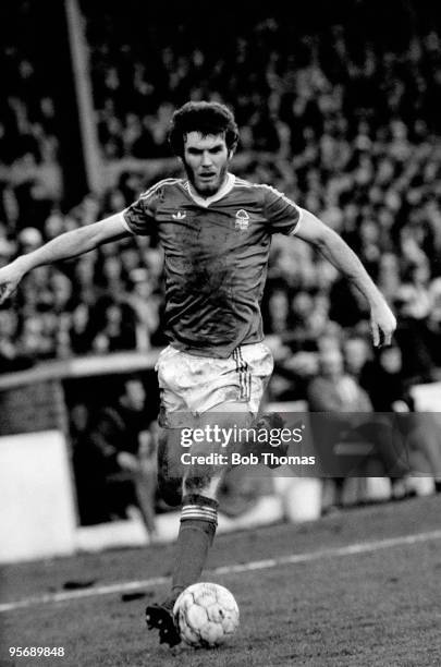 Peter Withe England Football Photos and Premium High Res Pictures ...