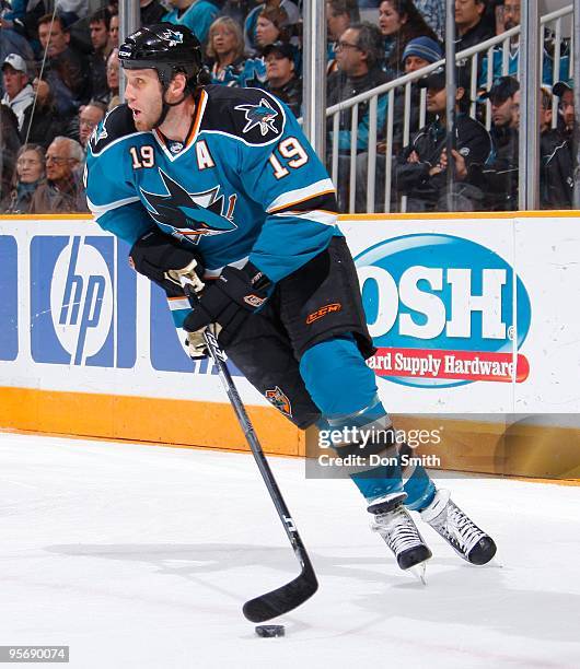 Joe Thornton of the San Jose Sharks moves the puck during an NHL game vs the St. Louis Blues on January 6, 2010 at HP Pavilion at San Jose in San...