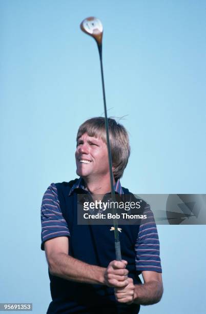American golfer Bill Rogers in action during the British Open Golf Championship at the Royal St George's golf course in Sandwich, July 1981.