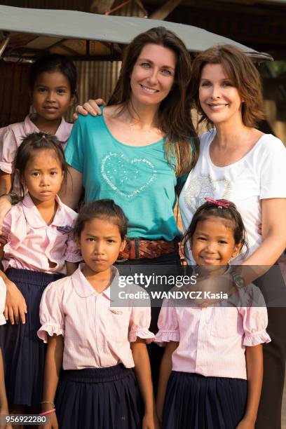 Journalist Anne-Claire Coudray visits the Happy Chandara School, near Phnom Penh. This school, which enrolls 1300 elementary school graduates, was...