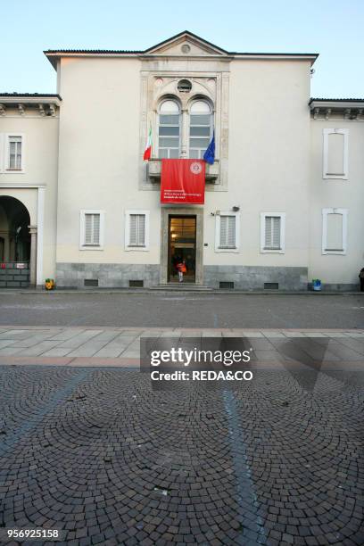 Museo Nazionale della Scienza e della Tecnologia, National Science and Technology Museum Leonardo da Vinci, facade, Milan, Lombardy, Italy.