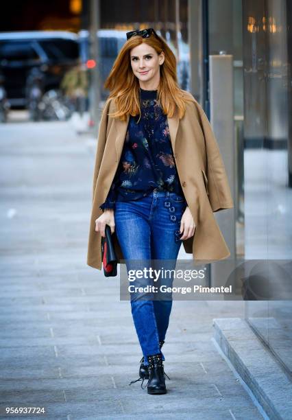 Sarah Rafferty Car 3,290 Sarah Rafferty Photos & High Res Pictures - Getty Images