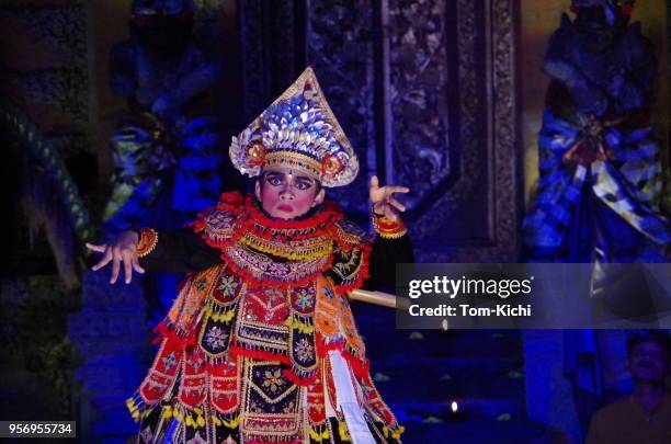 legong dances - gamelan stock pictures, royalty-free photos & images