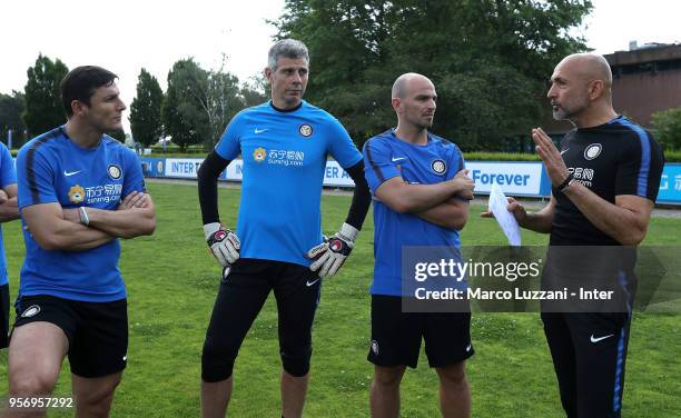 Javier Zanetti, Francesco Toldo, Esteban Cambiasso and FC Internazionale coach Luciano Spalletti during the FC Internazionale training session at the...