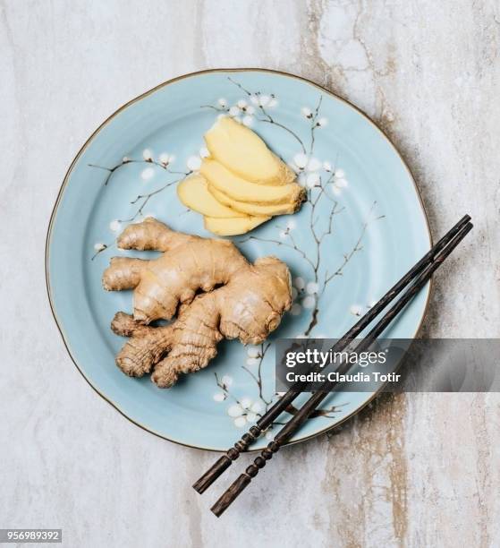 fresh ginger - ginger above nobody stock pictures, royalty-free photos & images