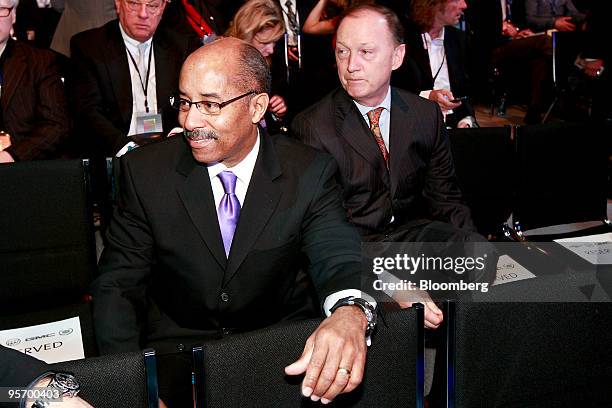 Ed Welburn, vice president of global design for General Motors Co. , left, and John Smith, GM's vice president of planning and alliances, attend a GM...