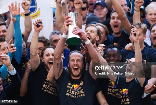 Jonas Olsson of Djurgardens IF celebrates after the victory during the Swedish Cup Final between Djurgardens IF and Malmo FF at Tele2 Arena on May...