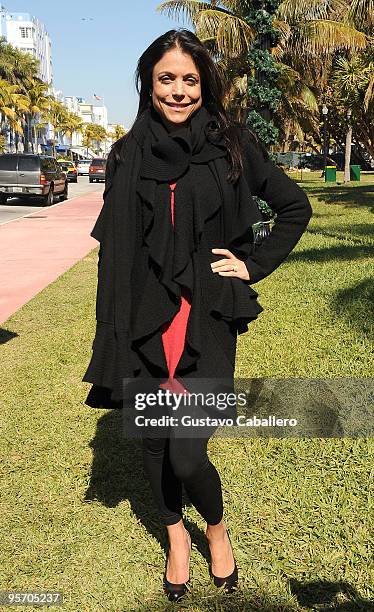 Bethenny Frankel promotes her book "Skinnygirl Dish" in South Beach while handing out Pepperidge Farm Deli Flats on January 11, 2010 in Miami Beach,...