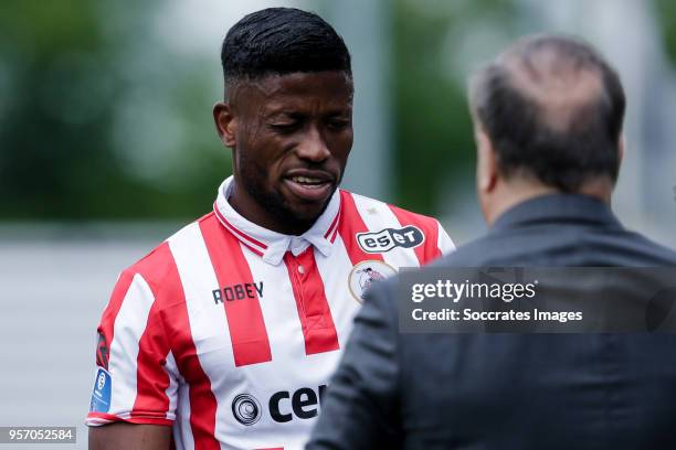 Fred Friday of Sparta Rotterdam, coach Dick Advocaat of Sparta Rotterdam during the Dutch Jupiler League match between FC Dordrecht v Sparta at the...