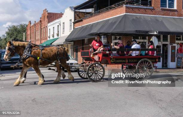 mercado de la ciudad de savannah, georgia - rivernorthphotography fotografías e imágenes de stock
