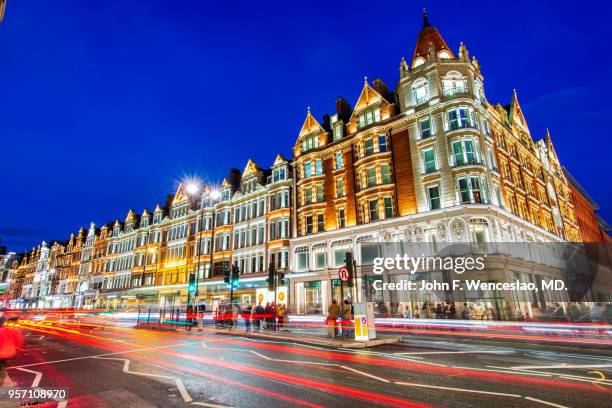 brompton road at dusk 1 - brompton road imagens e fotografias de stock