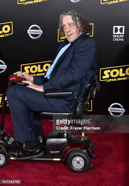 Peter Mayhew attends the premiere of Disney Pictures and Lucasfilm's "Solo: A Star Wars Story" at the El Capitan Theatre on May 10, 2018 in Los...