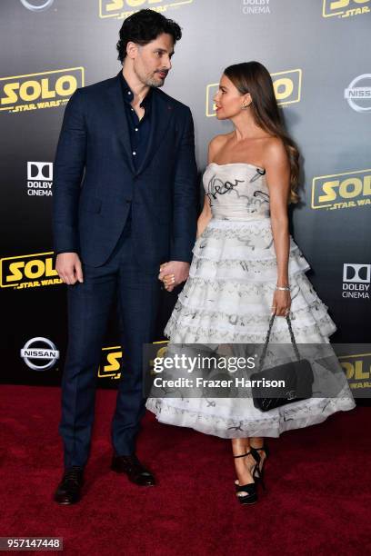 Joe Manganiello Sofía Vergara attend the premiere of Disney Pictures and Lucasfilm's "Solo: A Star Wars Story" at the El Capitan Theatre on May 10,...