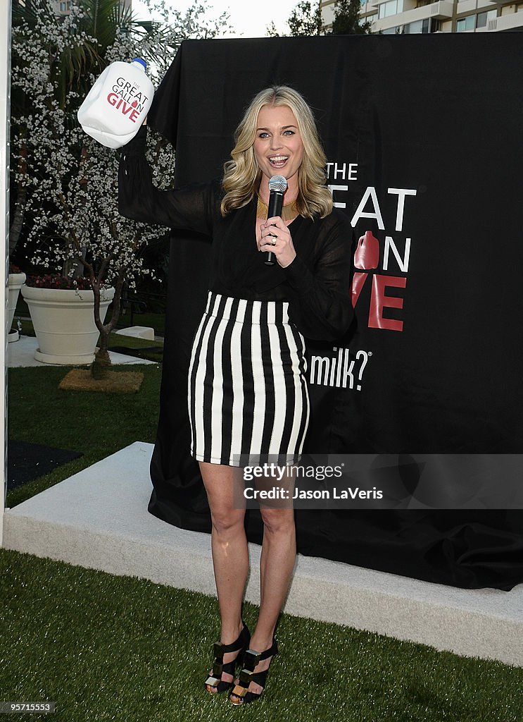 Rebecca Romijn National Milk Mustache "got milk?" Great Gallon Give Launch