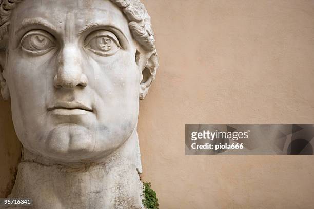 rosto do imperador constantino - arcaico - fotografias e filmes do acervo