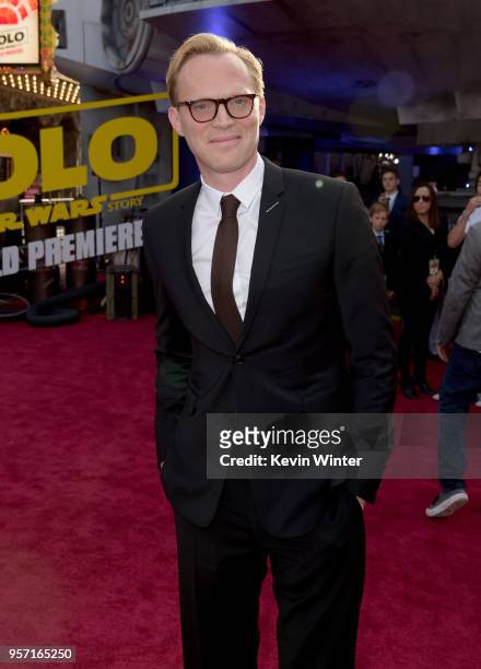 Paul Bettany attends the premiere of Disney Pictures and Lucasfilm's "Solo: A Star Wars Story" at the El Capitan Theatre on May 10, 2018 in...