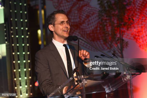 Executive Director and Co-Founder Robert Hammond speaks on stage at the 2018 High Line Spring Benefit Dinner at Highline Stages on May 10, 2018 in...