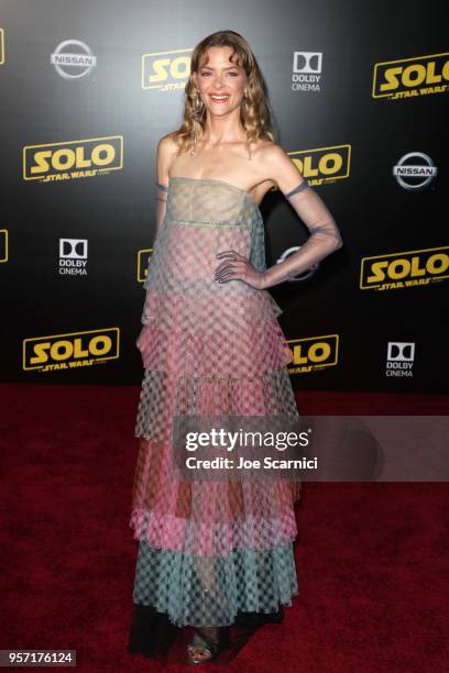 Jaime King attends the premiere of Disney Pictures and Lucasfilm's "Solo: A Star Wars Story" at the El Capitan Theatre on May 10, 2018 in Hollywood,...