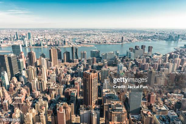 aerial view of manhattan financial district - central park view stockfoto's en -beelden