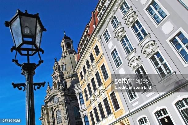 Die Rampische Straße mit ihren neuen, rekonstruierten Häusern am Neumarkt in der Dresdner Innenstadt, aufgenommen am . Der Neumarkt erfährt eine...