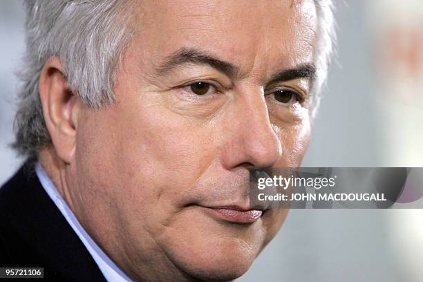 Best selling Welsh author Ken Follett poses for photographers prior to a discussion at the Frankfurt Book Fair 19 October 2005. The first of along...