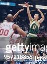 Das Basketball-Jahr 1994 beendeten die Seattle Supersonics mit ihrem deutschen Nationalspieler Detlef Schrempf in der "Pacific Division" der...