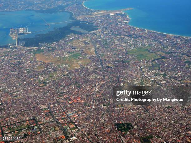 denpasar - denpasar stockfoto's en -beelden