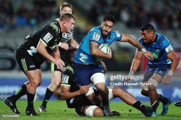 Akira Ioane of the Blues charges forward during the round 12 Super Rugby match between the Blues and the Hurricanes at Eden Park on May 11, 2018 in...