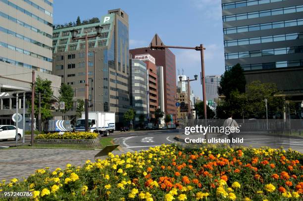 Japan / Hiroshima / Oktober 2009 / Der nach dem Atombombenabwurf auf dem zerstörten Gebiet errichtete Friedensboulevard in Hiroshima führt zum...