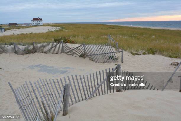 Antlantik-Strand bei Nord Truro auf der Halbinsel Cape Cod. Nur 4 Stunden Autofahrt von New York entfernt bieten die breiten Strände am Atlantik...