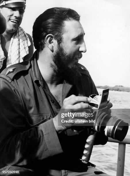 Dpa file picture dated 01 January 1962 shows Cuban leader Fidel Castro during a visit to the Bay of Pigs on the southern coast of Cuba. On 17 April...