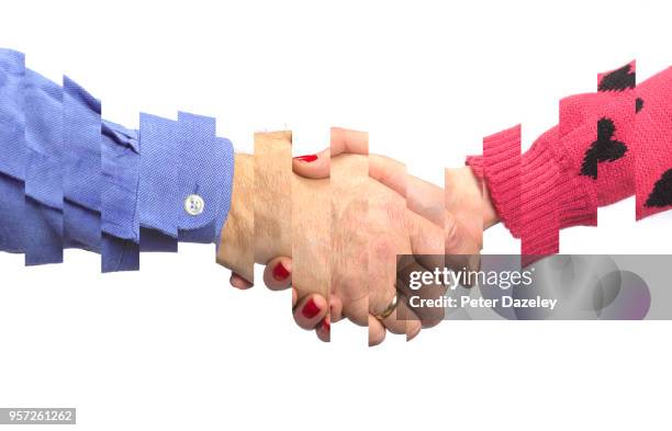 broken agreement - broken contract stock pictures, royalty-free photos & images