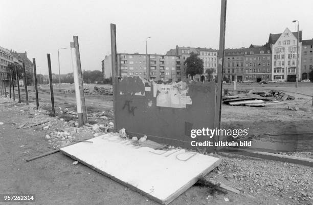 Hier an der Michaelkirchstraße verlief die Grenze zwischen den Berliner Stadtbezirken Kreuzberg und Mitte zwischen West- und Ost-Berlin, aufgenommen...