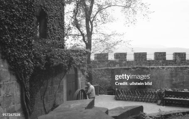 Eisenach in Thüringen - Auf der Wartburg 1969 Foto : Reinhard Kaufhold - Technische Qualität bedingt durch historische Vorlage -