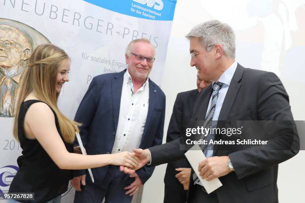 Hermann-Neuberger-Plakette 2017 , Shotokan-Karate Saarwellingen , Stefan Louis , Annika Summa during the awarding ceremony of Hermann-Neuberger-Award...