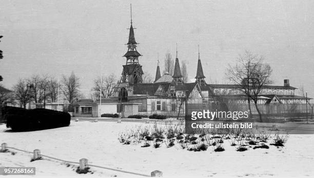 Das Ostseebad Heringsdorf auf der Insel Usedom im Winter 1957. Foto : Reinhard Kaufhold - Mindere technische Qualität bedingt durch historische...