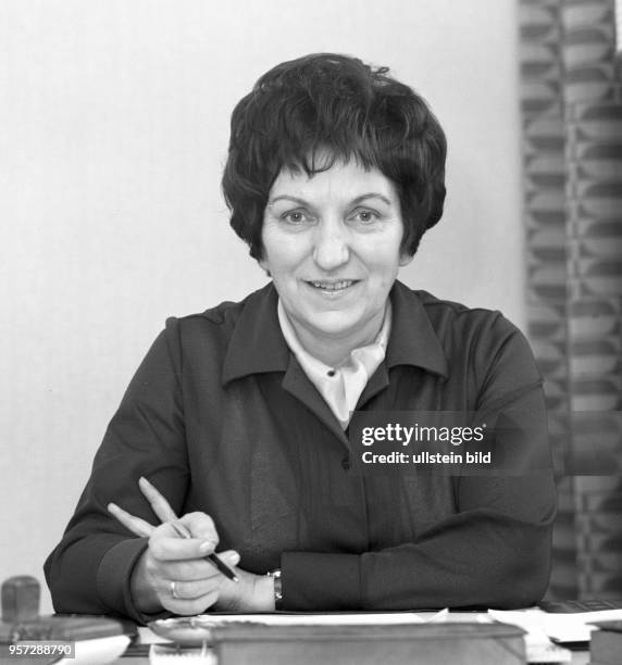 Porträt der Vorsitzenden des Demokratischen Frauenbunds Deutschlands , Ilse Thiele, aufgenommen im Februar 1972 in Berlin. Ilse Thiele war Mitglied...