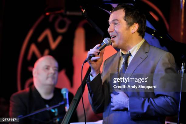 Ian Haw Ian Shaw (Singer) Photos and Premium High Res Pictures - Getty Images