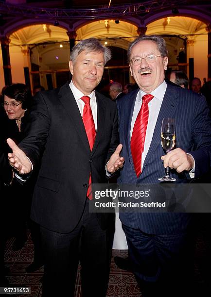 Berlin's mayor Klaus Wowereit and Munich's mayor Christian Ude attend the long night of the 'Sueddeutsche Zeitung' at Martin Gropius Bau on January...