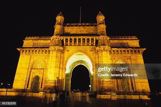 das gateway of india, mumbai - gateway to india stock-fotos und bilder