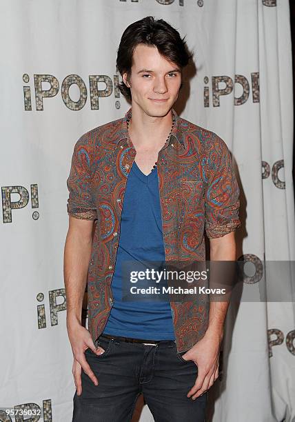 Phoenix Rise Nathan Keyes 216 Nathan Keyes Photos & High Res Pictures - Getty Images